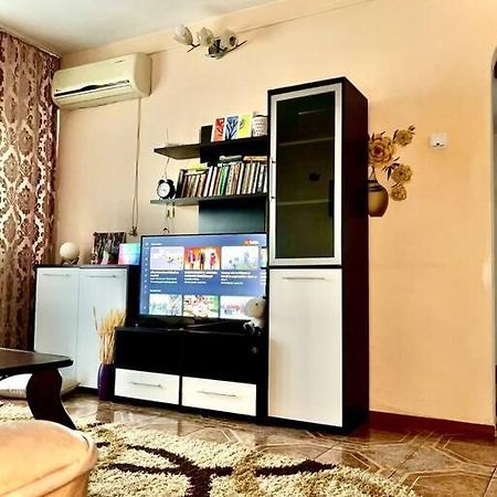 Ap 2 Cam Confortabile - Ab House Iasi Exteriör bild